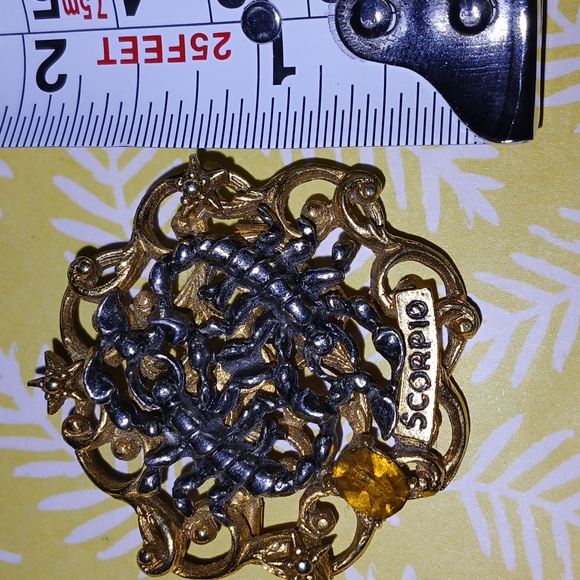 Vintage Art. Brooch - Picture 3 of 3